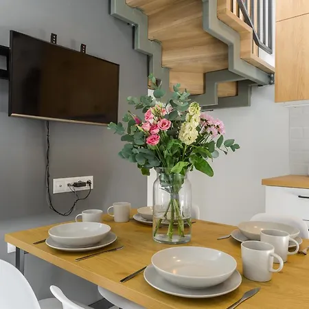 Olbrachta 24 - Close To Metro - P&o Daire