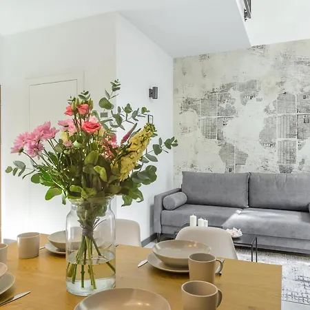 Appartement Olbrachta 24 - Close To Metro - P&o